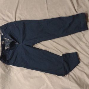 Women's Gap straight khaki crop pants